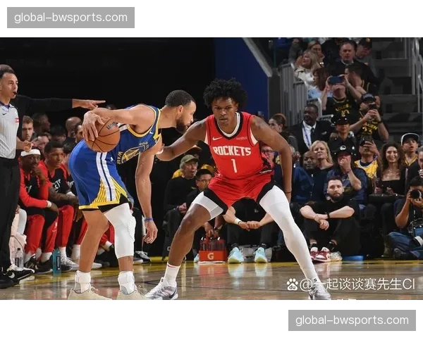 勇士快船开拓者争夺附加赛资格，连胜连负交错